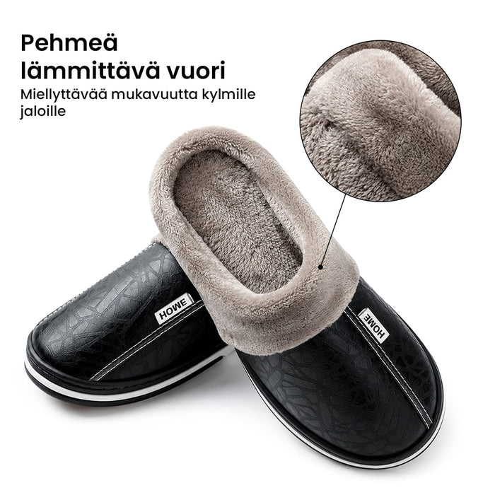 Mustat, kuvioidut PU-nahkaiset sisätossut, joissa on pehmeä vuori ja pitävä ulkopohja.